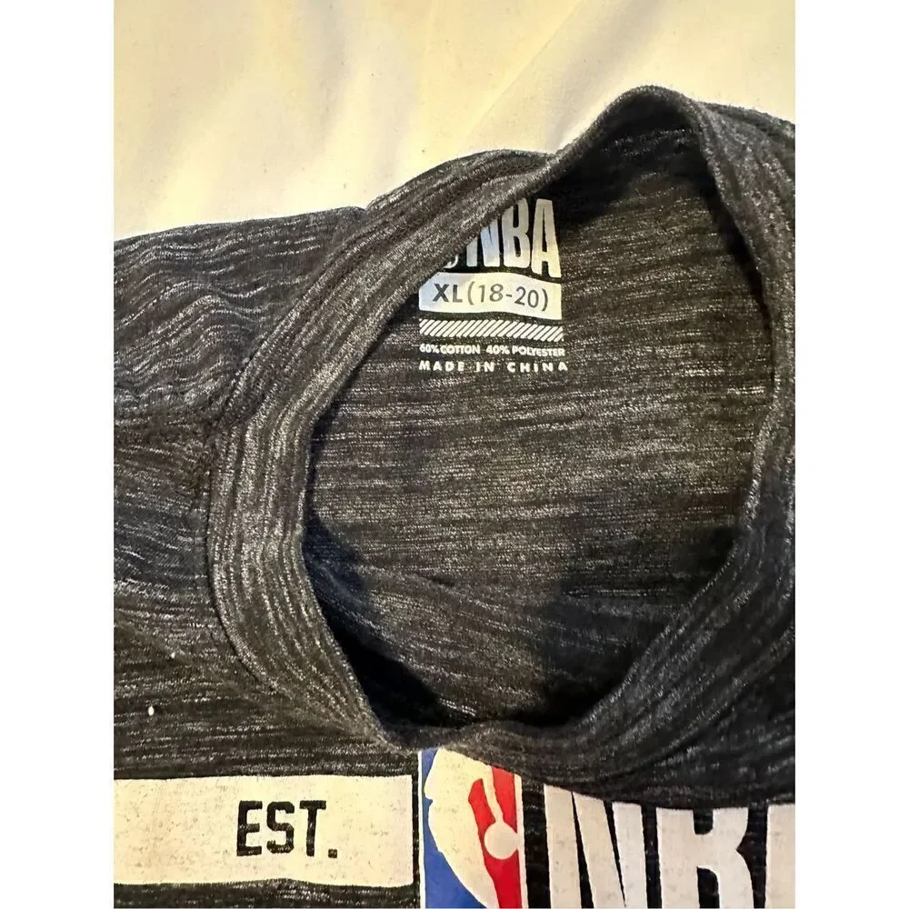 NBA boys T-shirt size XL